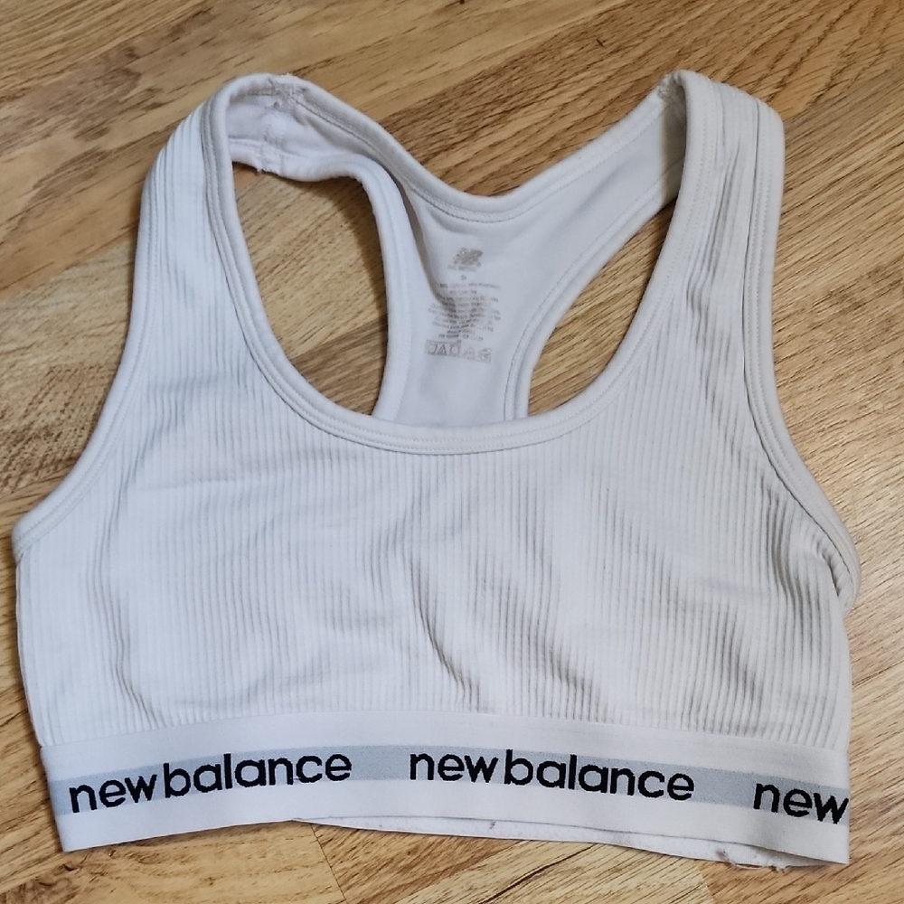 New Balance White Sports Bra SIZE Small